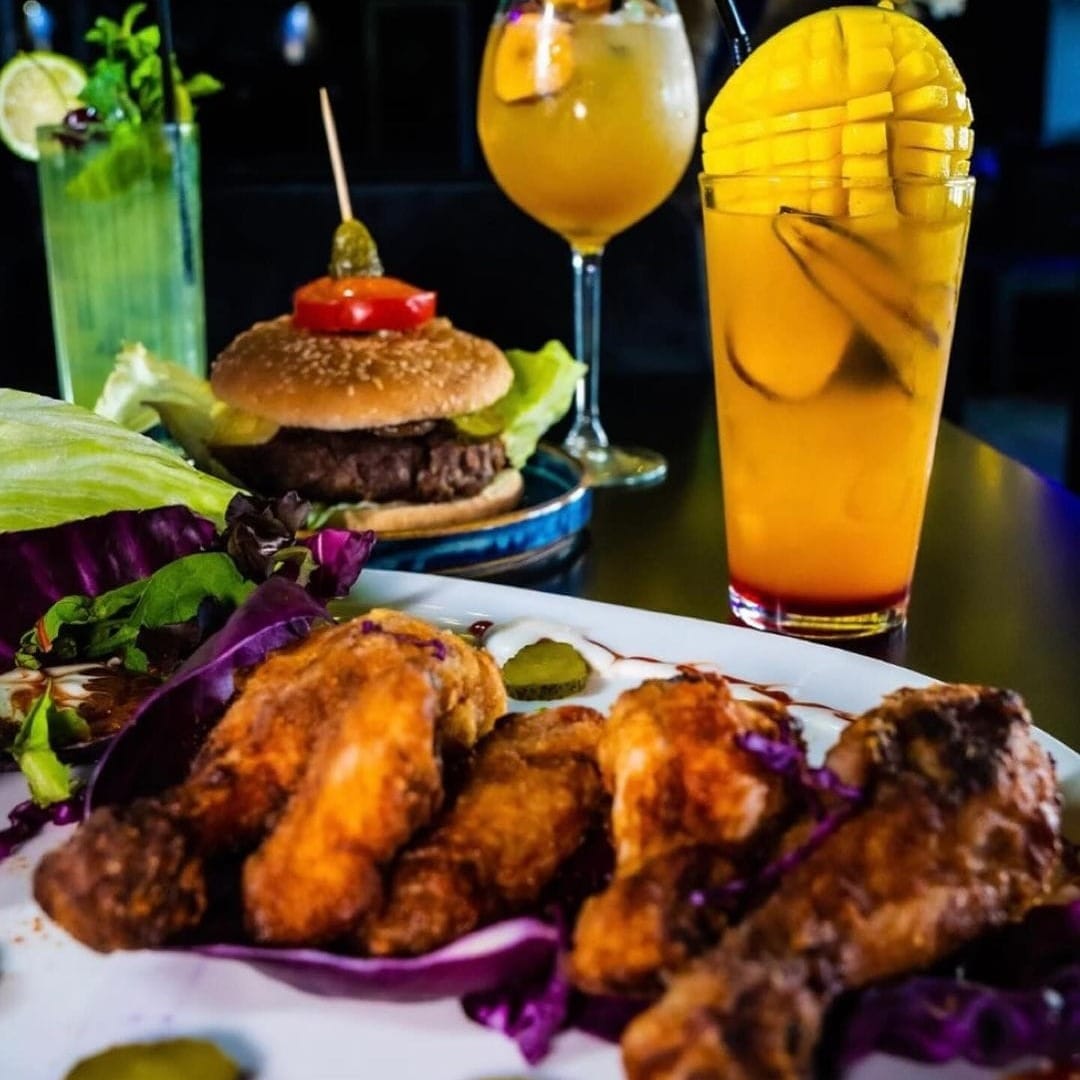 SMADE Lounge Bar and Club: Afro-Centric Vibes Meets Culinary Magic